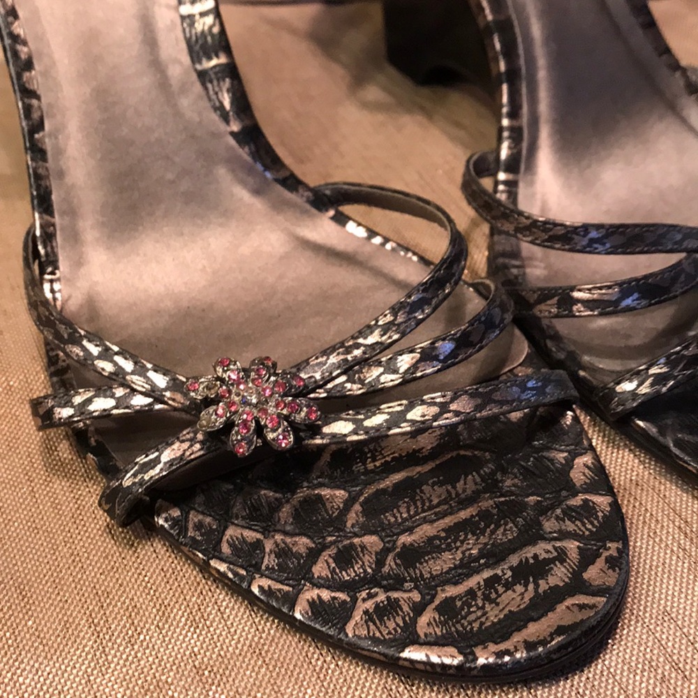 Audrey Snake & Rhinestone